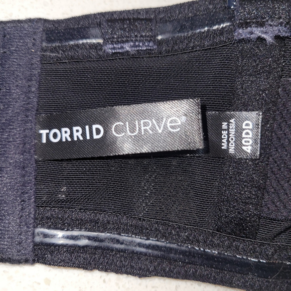 Torrid Curve Women's Underwire Support Black Lace Trim Bra Size 40DD Excellent - Picture 10 of 11